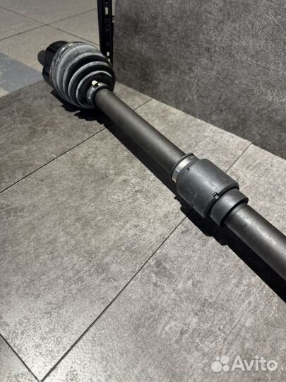 Привод правый Hyundai/ KIA 49500-3K760