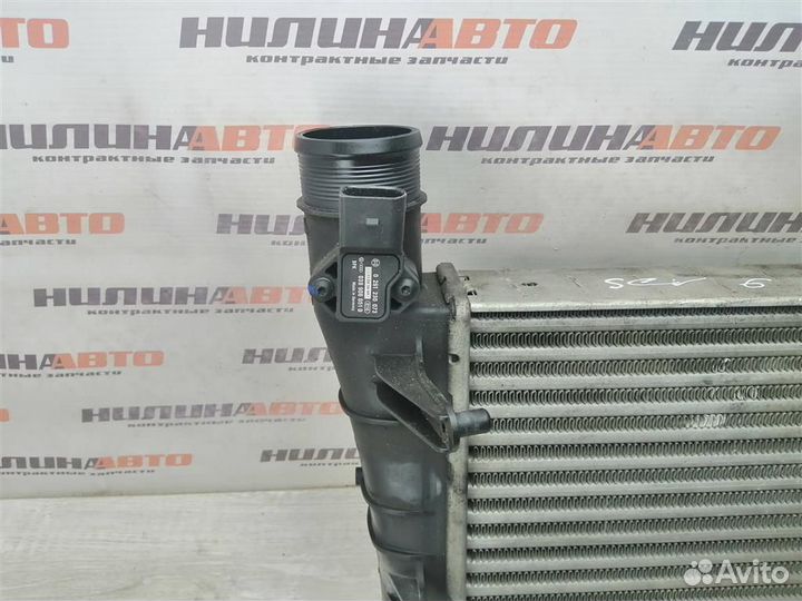 Интеркулер Ауди А4 Б7 2.0