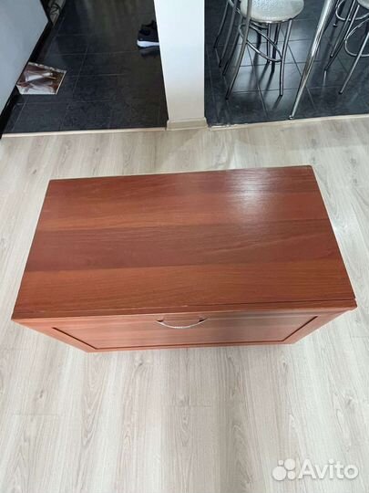 Комоды и тумбы