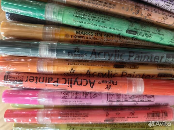 Акриловые маркеры, 80