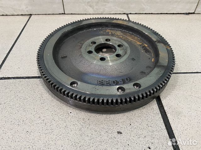 Маховик Nissan tiida C11