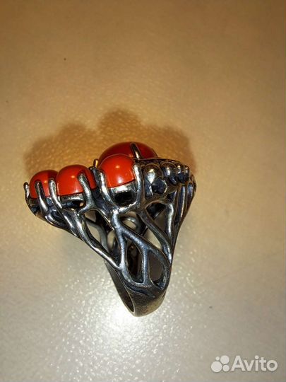 Серебряное кольцо