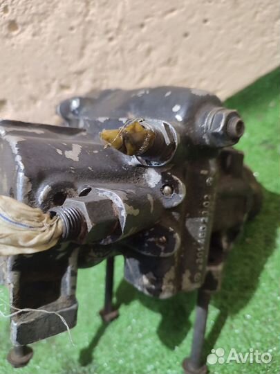 Рулевой редуктор Mercedes-Benz w201