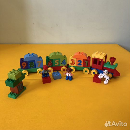 Lego duplo. «Поезд считай и играй» 10558