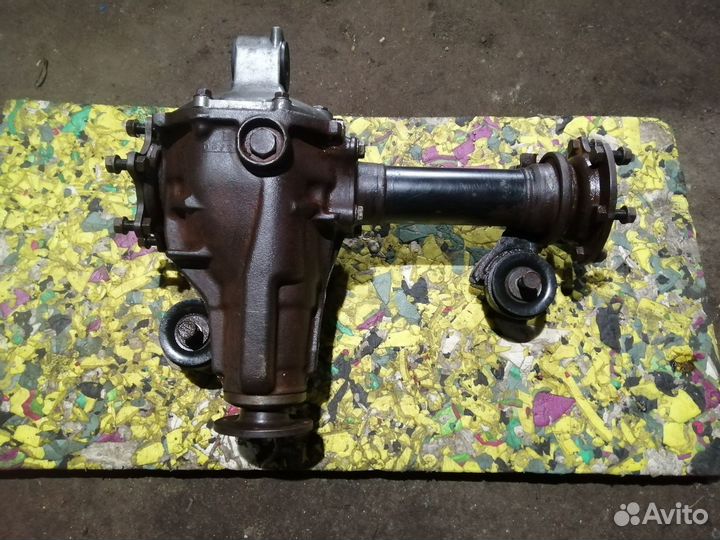 Редуктор передний Toyota Hilux Surf 130 кузов
