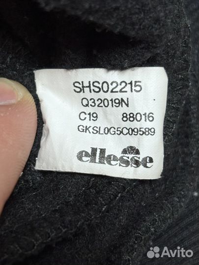 Свитшот ellesse. Оригинал