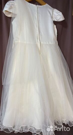 Нарядное платье на девочку 10-11 лет (рост 145)