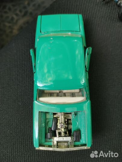 Модель автомобиля, на доставке