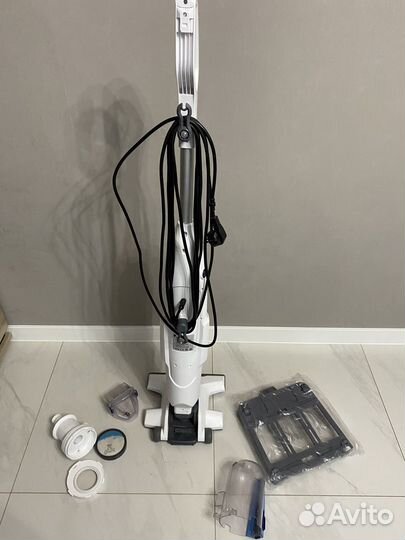 Вертикальный паровой пылесос