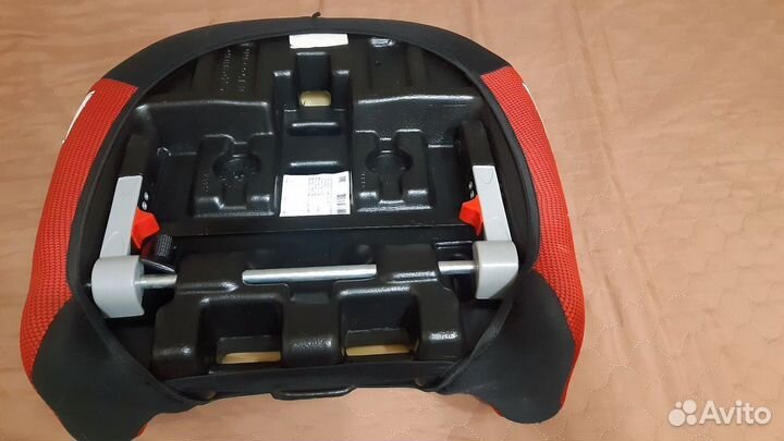 Автокресло бустер