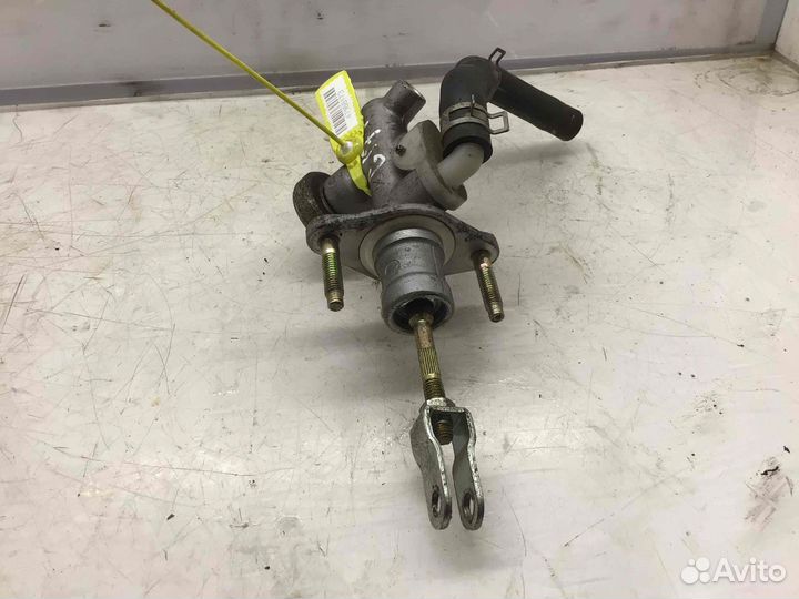 Цилиндр сцепления главный Nissan Primera Qg18de