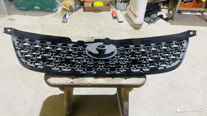 Решетка радиатора Toyota Corolla 120