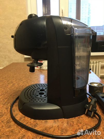 Кофеварка рожковая delonghi