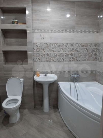 1-к. квартира, 64 м², 5/9 эт.