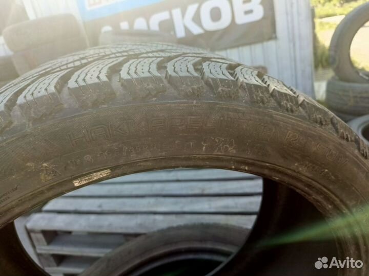 Nokian Tyres Hakkapeliitta SUV 295/35 R21