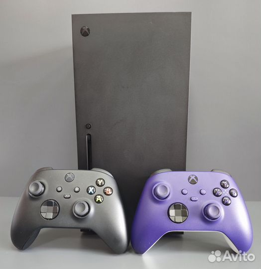 Xbox Series X 2 геймпада