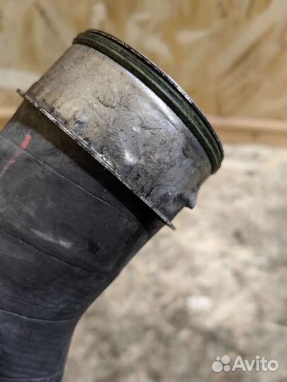 Патрубок воздуха турбины Транспортер Т5 7H0145709D