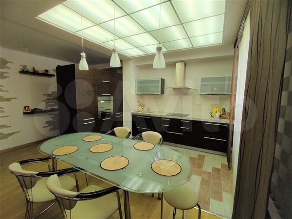 4-к. квартира, 140 м², 9/14 эт.