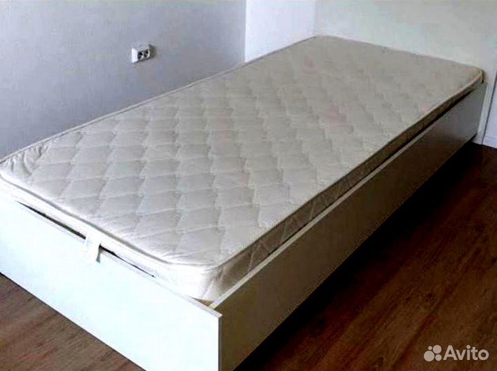 Кровать с ящиками новая