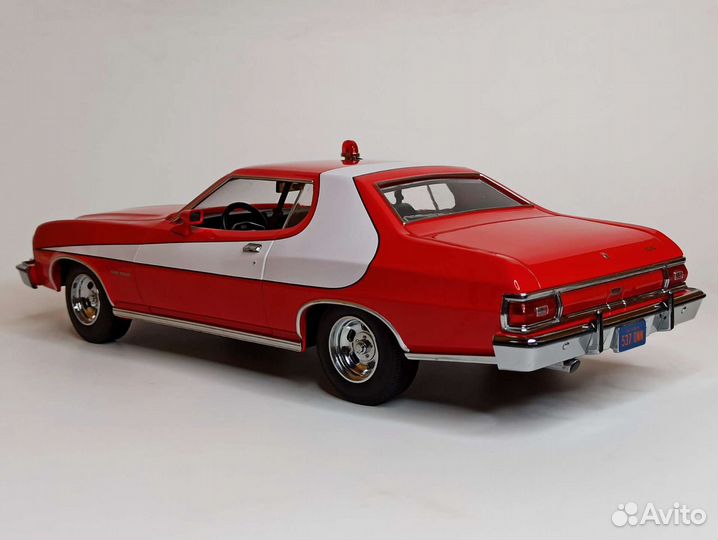 Ford Gran Torino 1976 Creenlight 1:18
