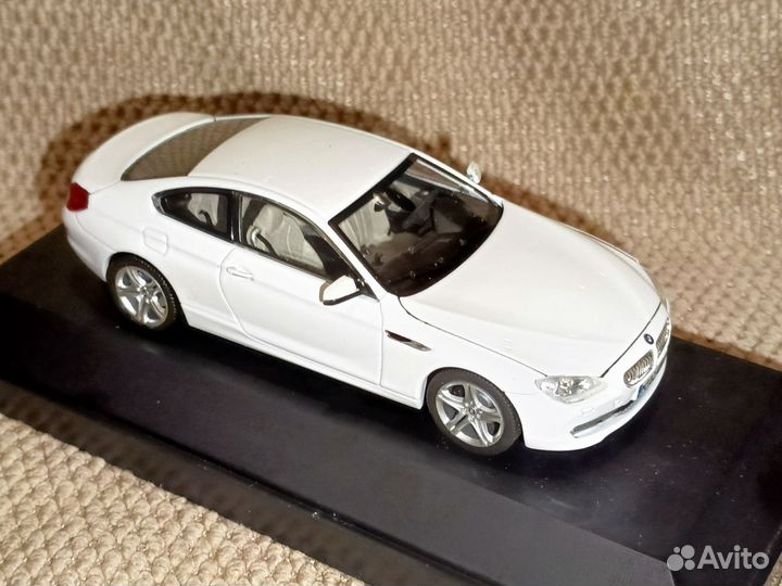 Модель автомобиля BMW 650i F13 1/43