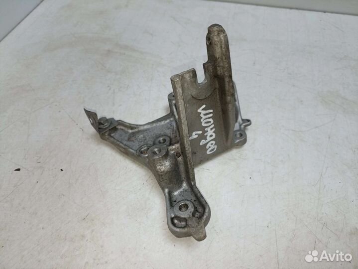 Кронштейн двигателя Ford Mondeo 4 2.0