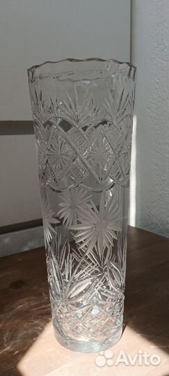 Хрустальная ваза