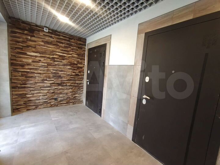 3-к. квартира, 76 м², 1/2 эт.