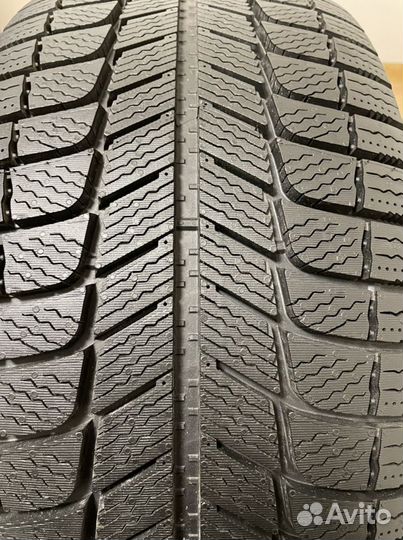 Michelin X-Ice 3 245/45 R18 100H