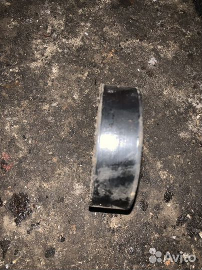 Ролик приводного ремня Volvo 960