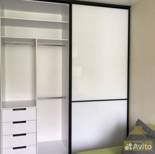 Шкафчик для ванной