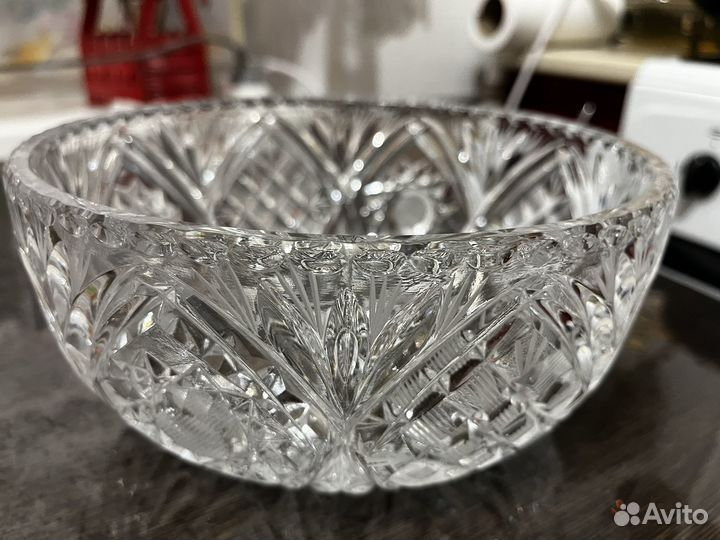 Хрустальная ваза