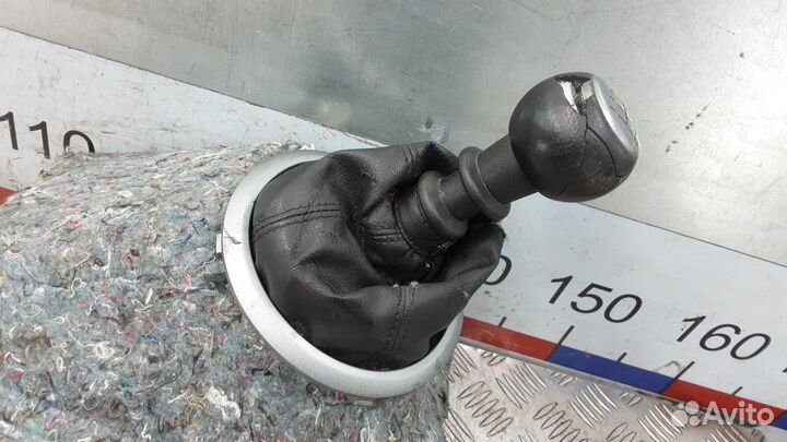 Кулиса Fiat Sedici 2006