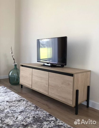Тумба под телевизор