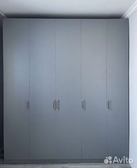 Кухонный шкаф