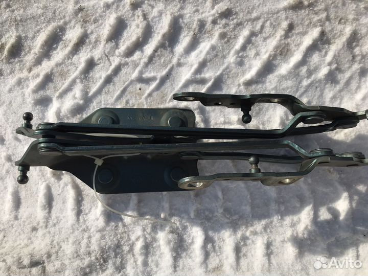 Петли багажника megane2 седан