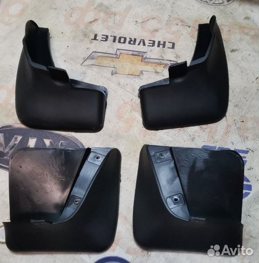 Брызговики новые Daewoo Nexia цена за штуку