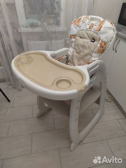 Стульчик для кормления babyton