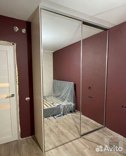 Шкаф распашной