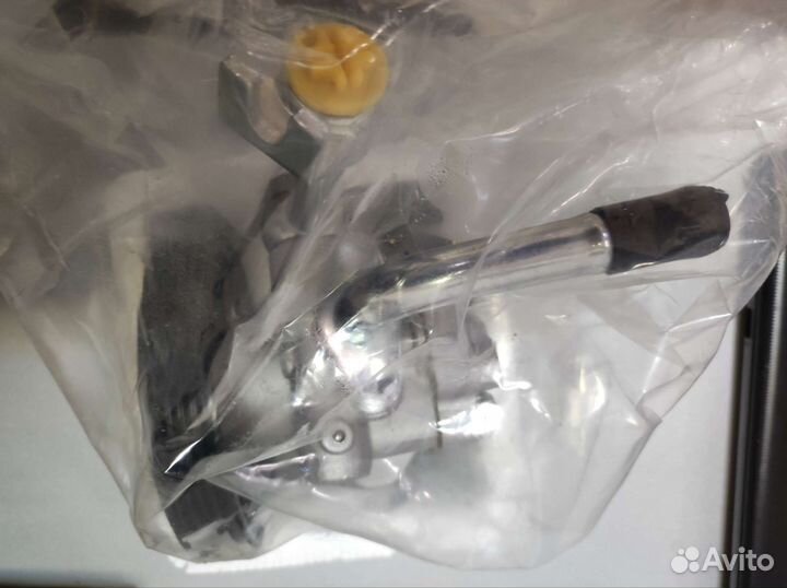 Насос гур Pathfinder,Navarra