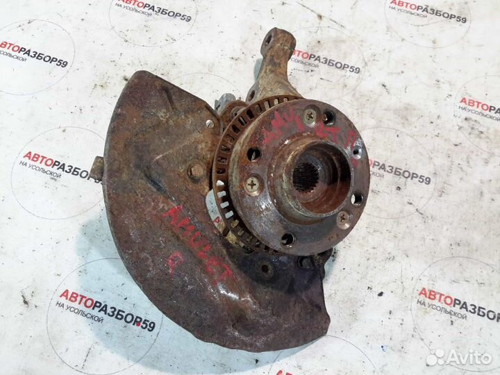 Кулак передний правый Chery Amulet