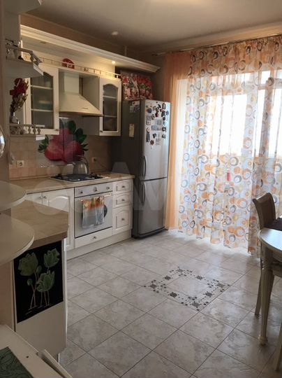 1-к. квартира, 42 м², 3/9 эт.