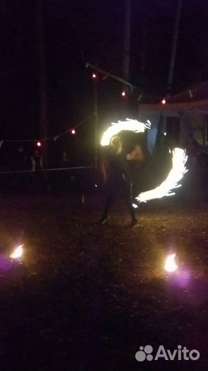 Артист фаер шоу