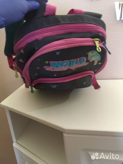 Рюкзак для девочки в школу