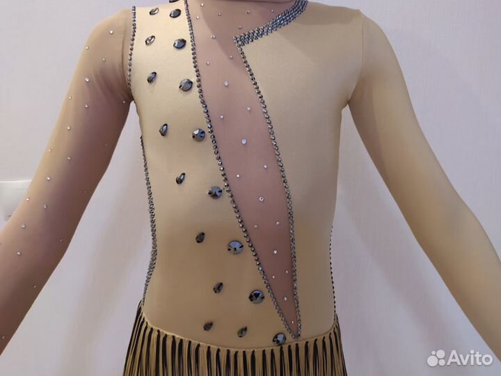 Платье для фигурного катания 134-140см