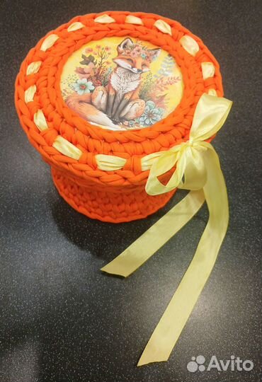 Вязаная коробка