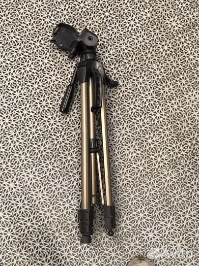 Штатив для фотоаппарата 3750