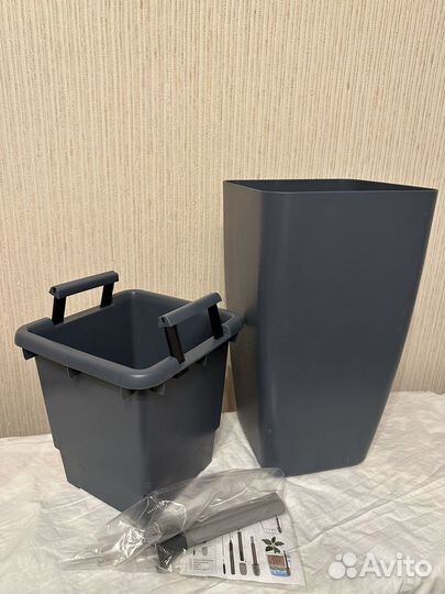 Кашпо для цветов с автополивом