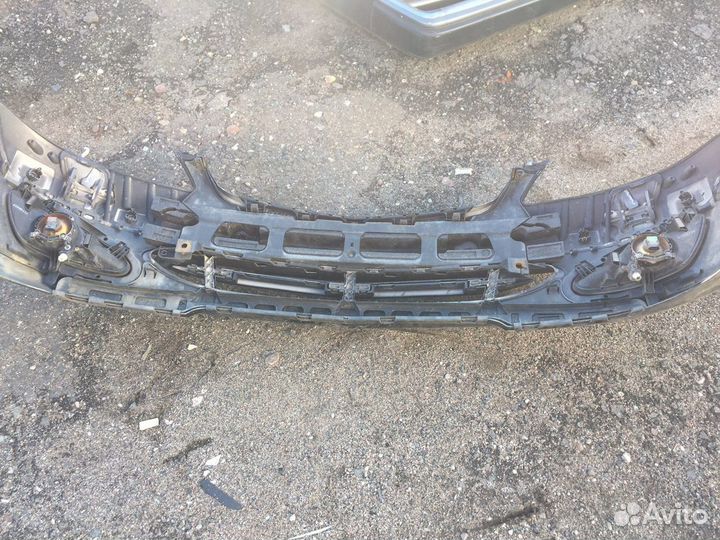 Передний бампер на мерседес W221