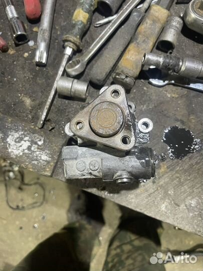 Насос гидроусилителя гур Porsche Cayenne 4.5 955